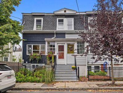 44 Oak St, Somerville, MA, 02143