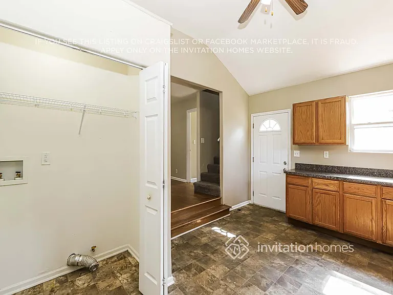 783 E Galena Blvd — Photo 7