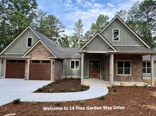 14 Pine Garden Way Dr, Salem, SC 29676
