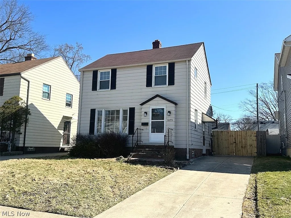 1073 Argonne Rd photo 1