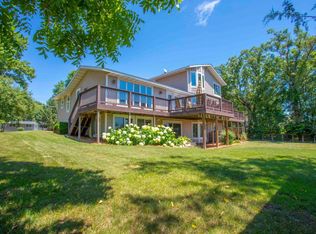 1085 Monroe St S, Prescott, WI 54021