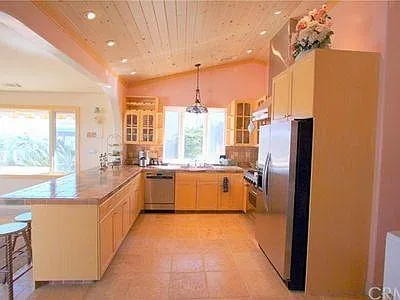 8242 N Heights Dr — Photo 29