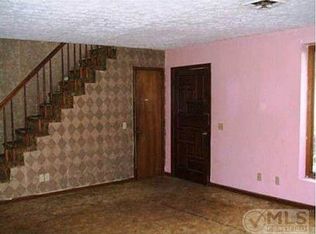 76 Lakeview Ln, Mc Ewen, TN 37101