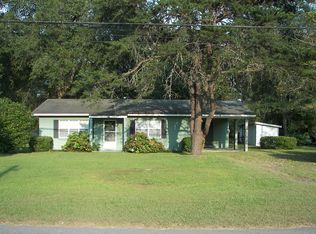 405 S College St, Sparks, GA 31647