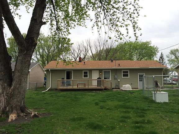2nd image of 507 2nd St E
