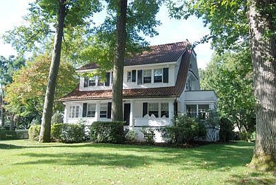 1st image of 165 Murray Ave