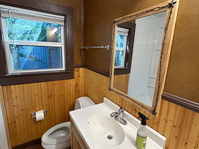 1221 N Neblett St — Photo 18