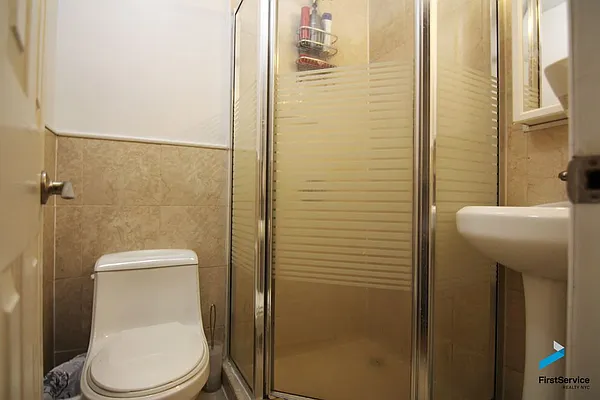 Rented by FirstService Realty (legacy) | media 28