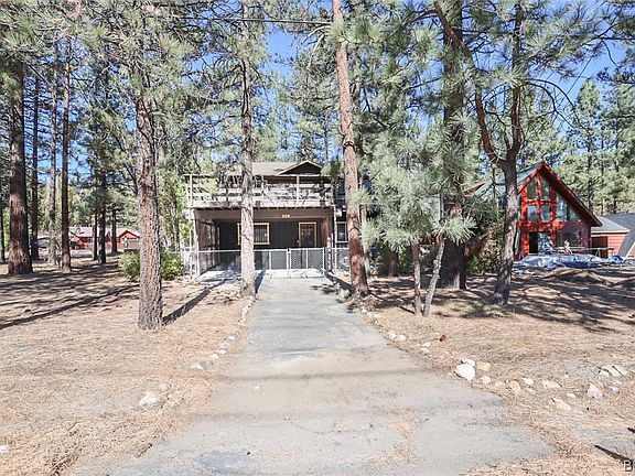 2nd image of 309 W North Shore Dr