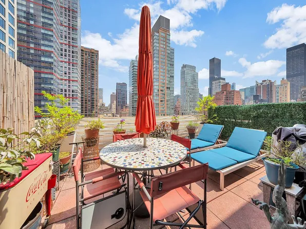 211 E 53rd St APT 12C, New York, NY 10022