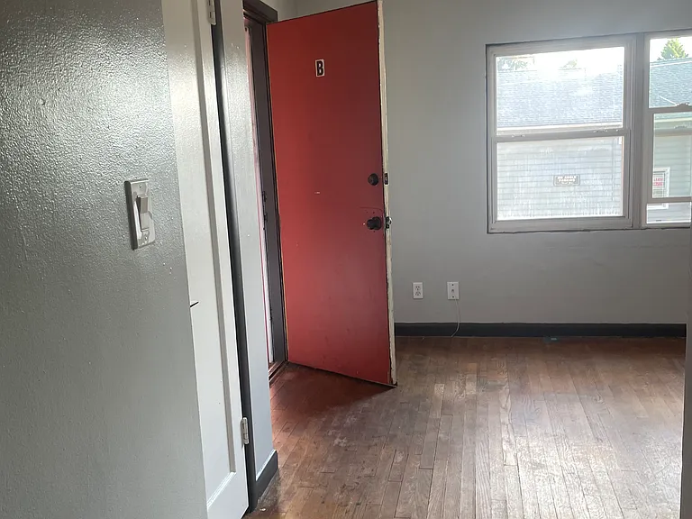 6923 SE 52nd Ave #D — Photo 13