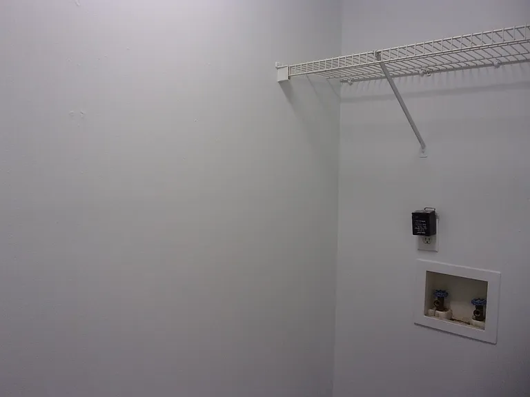 403 N Wilson St #102 — Photo 8