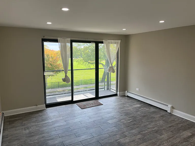 3940 N Narragansett Ave #3S — Photo 4