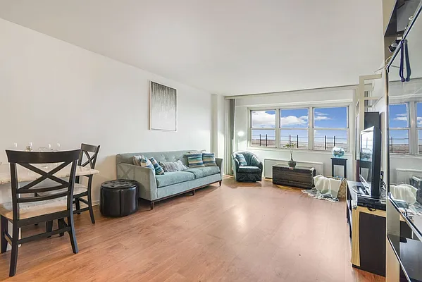 Sold by Keller Williams Realty Landmark II | media 25