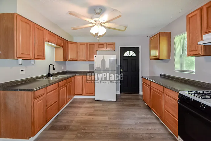 137 S Catherwood Ave — Photo 10