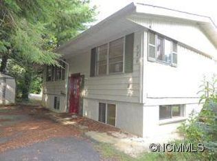 326 Beaucatcher Rd, Asheville, NC 28805
