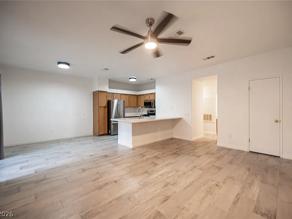 5415 W Harmon Ave #1057