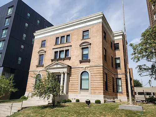 3755 Lindell Blvd #2A Photo 1