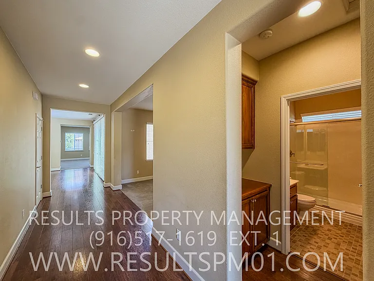 2425 Foxcroft Cir — Photo 4