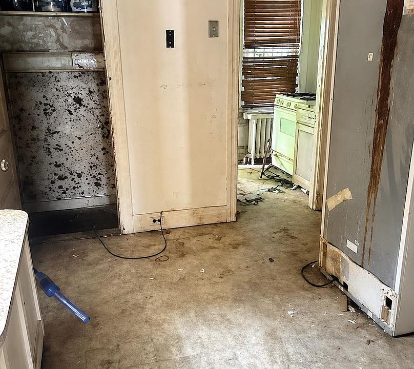 1st image of 5323 Walton Ave