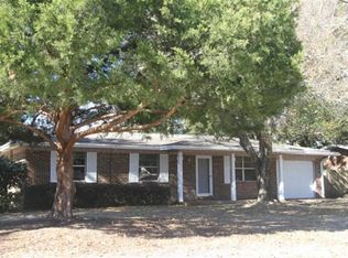 9 W 8th St, Shalimar, FL 32579