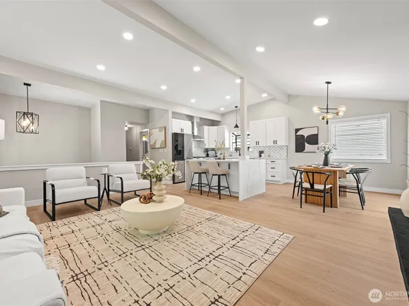 3602 24th Avenue W, Seattle, WA 98199