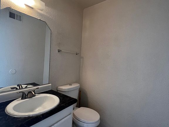 5th image of 1127 Porter Ave