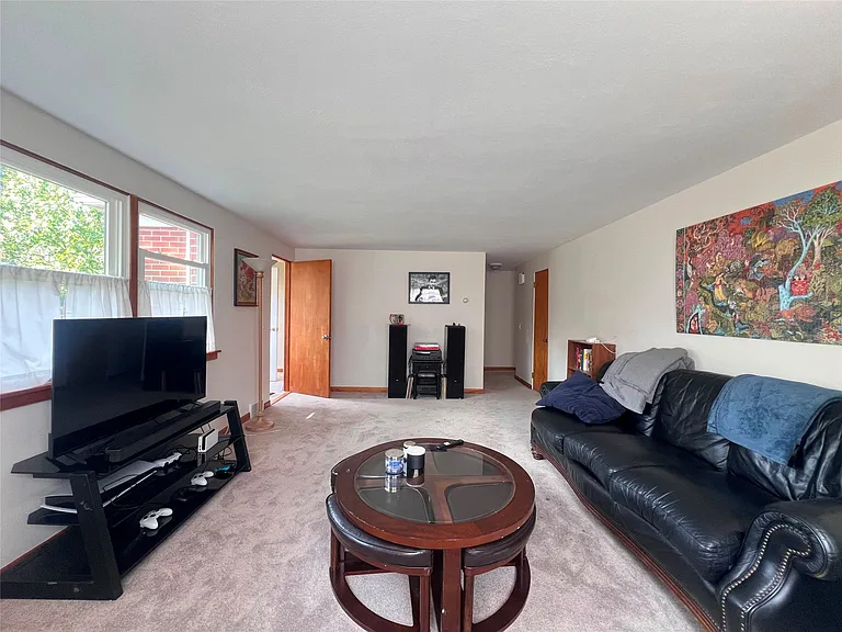 3011 Country Club Rd #1 — Photo 3