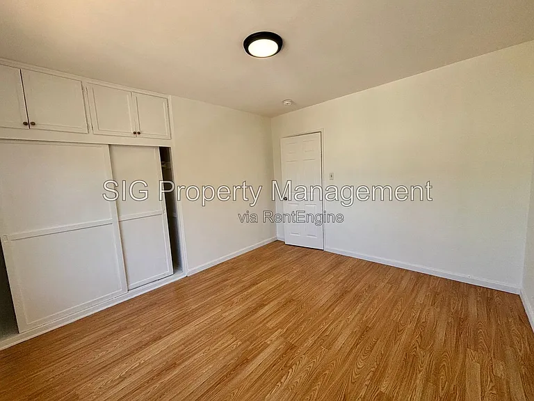 13226 Maclay St #5 — Photo 11