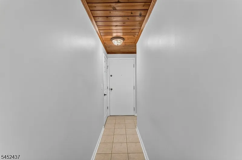 1 bed, 1.5 bath, $2,900 — Photo 3