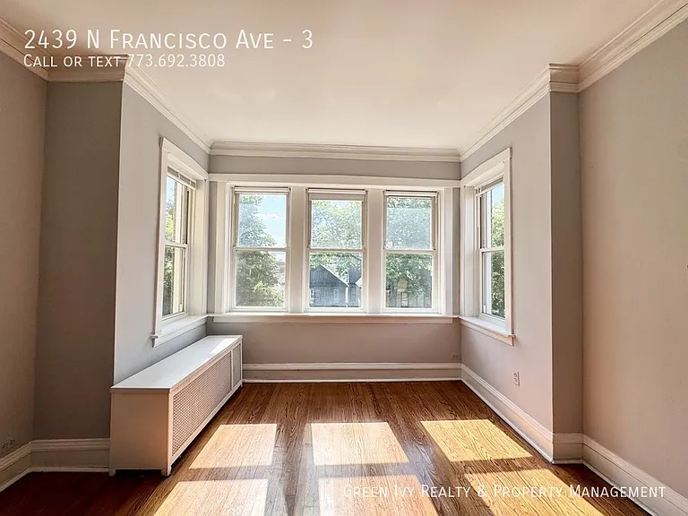 2439 N Francisco Ave #3 — Photo 3