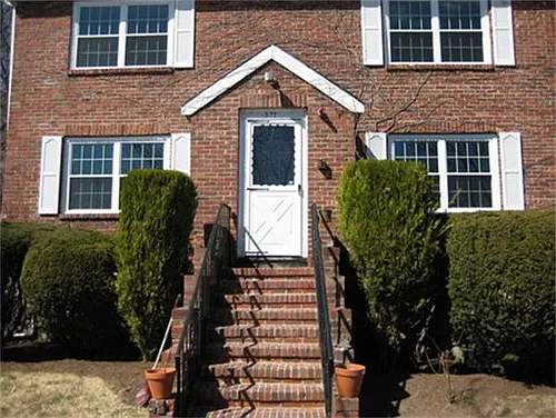 577 Hammond St #2 Photo 1 577 Hammond St #2 Photo 1
