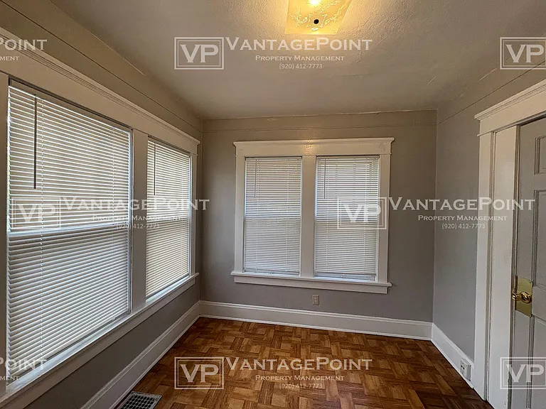 330 S Quincy St #1 — Photo 11