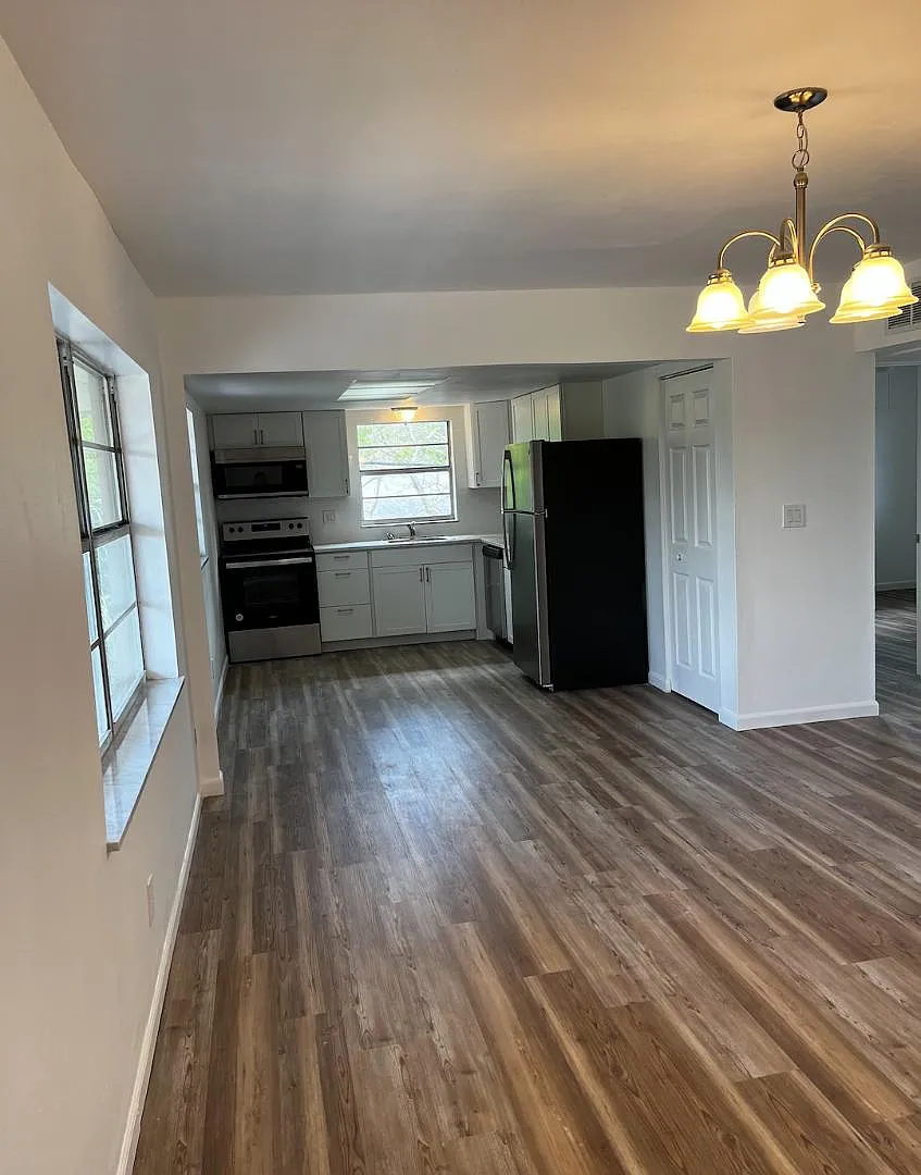 1896 40th Avenue - 8 — Photo 2