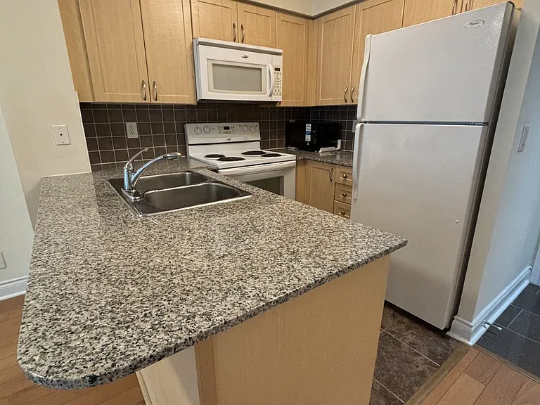 30 Clegg Rd #808 — Photo 3