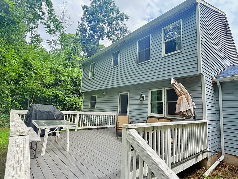500 Wolcott Ln — Photo 7