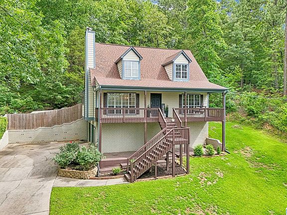 2nd image of 1025 Ryecroft Cir