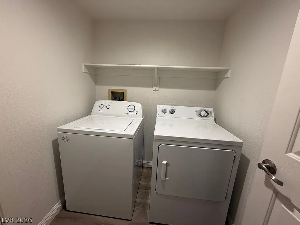4 bed, 3.0 bath, 1315 sqft, $2,450 — Photo 3