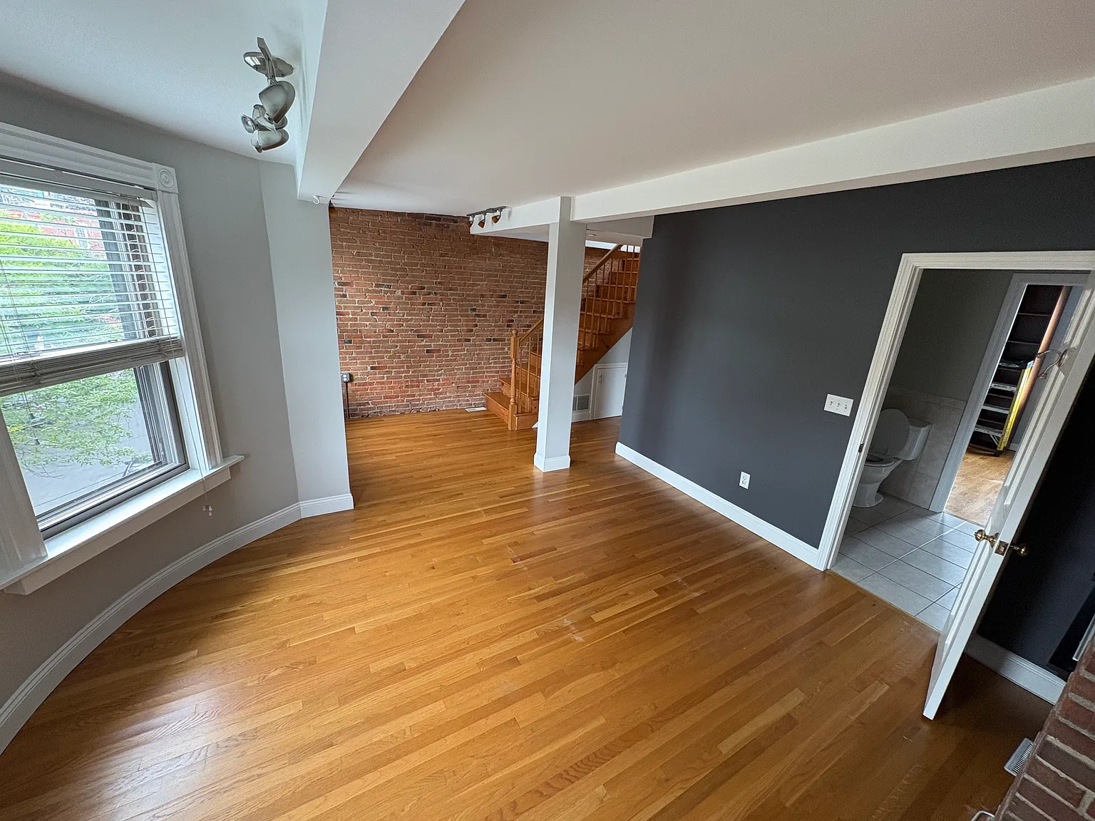 29 Beacon St — Photo 3