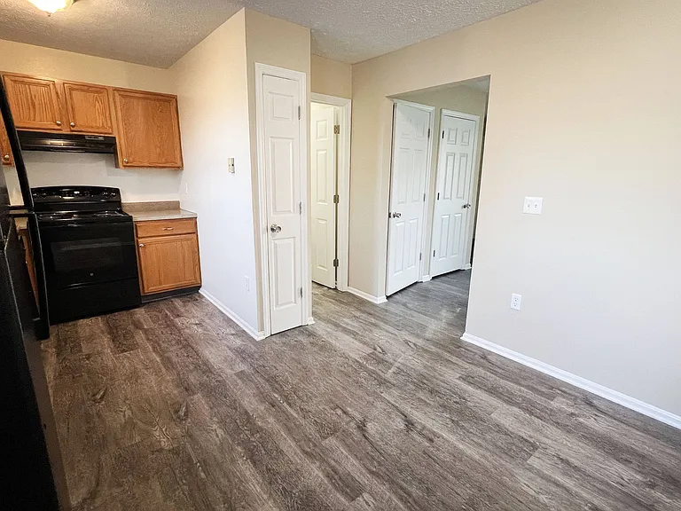 The Villas at Kingswood — Photo 30