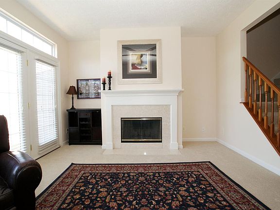 5th image of 4390 Marival Dr