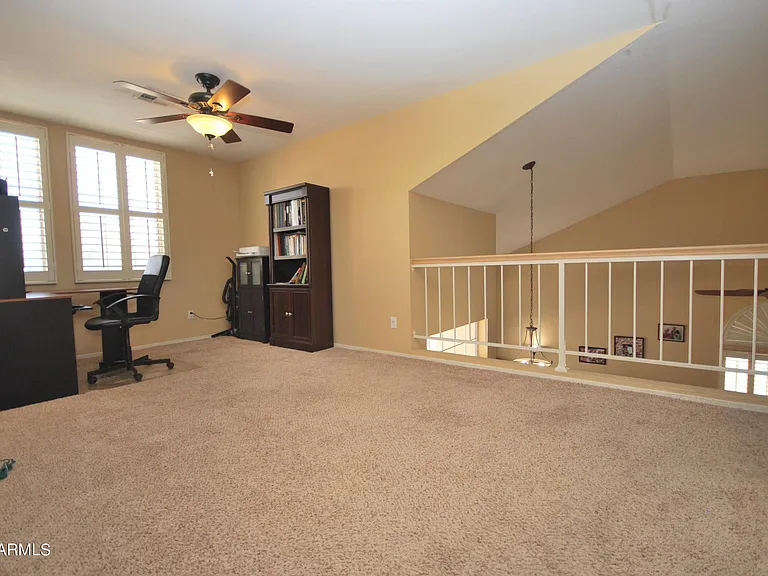 1227 E Glenhaven Dr — Photo 12