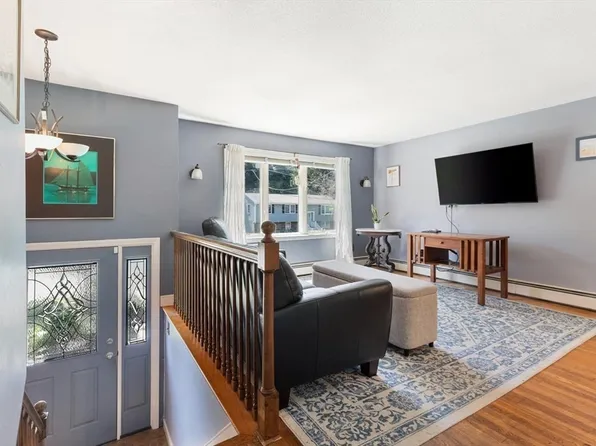 5 Paradise Rd, Beverly, MA 01915