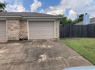 916 Cottonwood Trl #916, Fort Worth, TX 76126