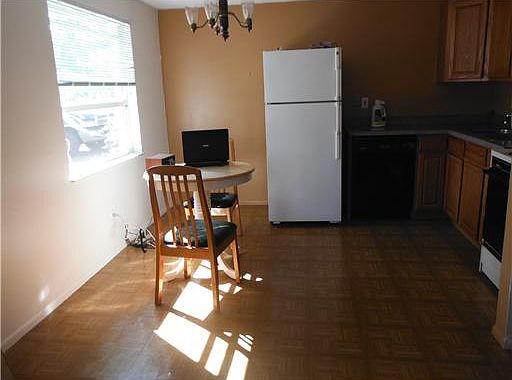 5th image of 274 Lake Palms Dr