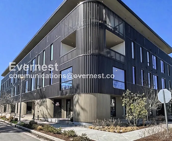 500 Merritt Ave #213 — Photo 1