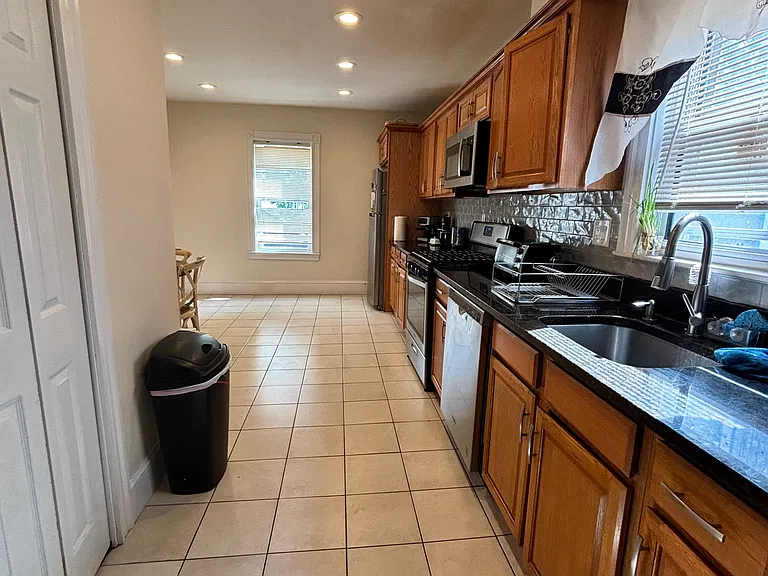 757 Summer St #2 — Photo 5