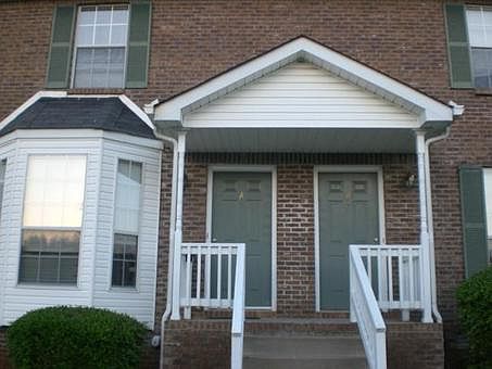1st image of 2446 Caroline Dr #4