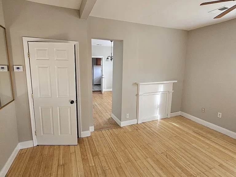 809 Eastern Ave — Photo 15