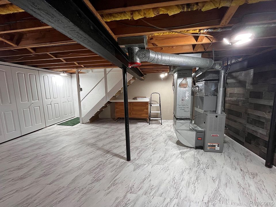 41305 Lagoon Ct, photo 23